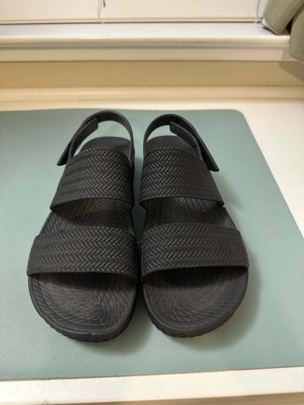Reef Women's Dark Brown Woven Platform Slide Sandals - Picture 2 of 2